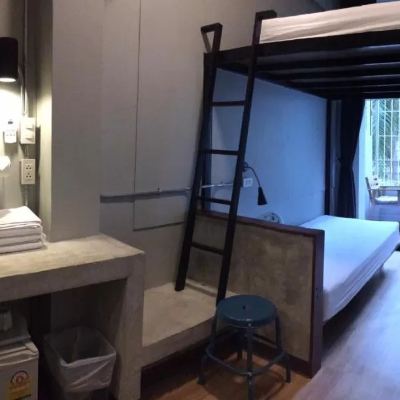 三人上下鋪房（無電梯） 亞卡薩私人青年旅舍優惠