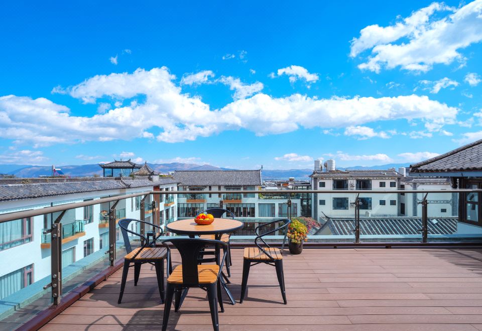 全景露台观景豪华大床套房