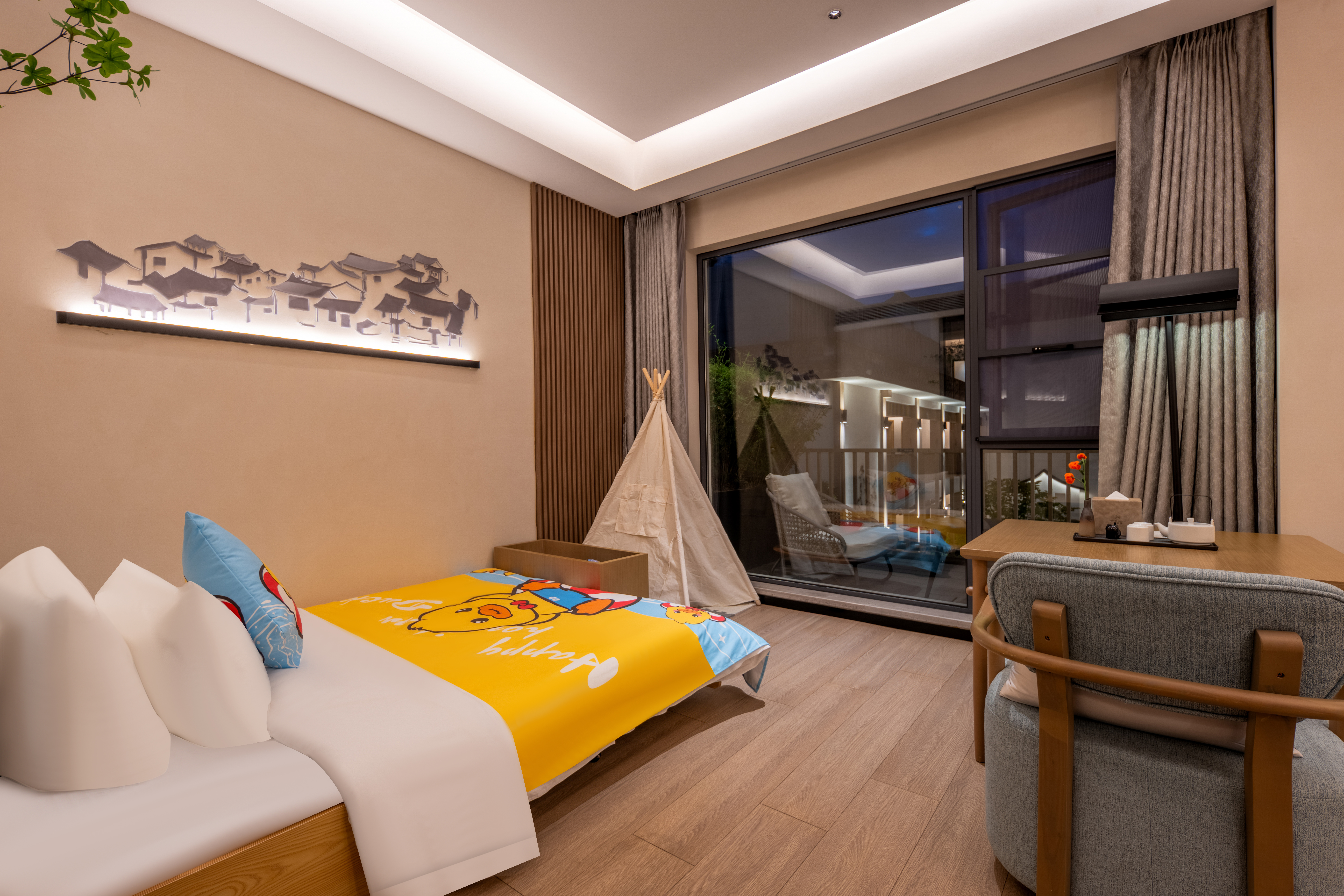 龙山院景·阳台景观家庭房（舒享景观+落地窗）