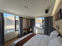 Wangfeng Hotel
