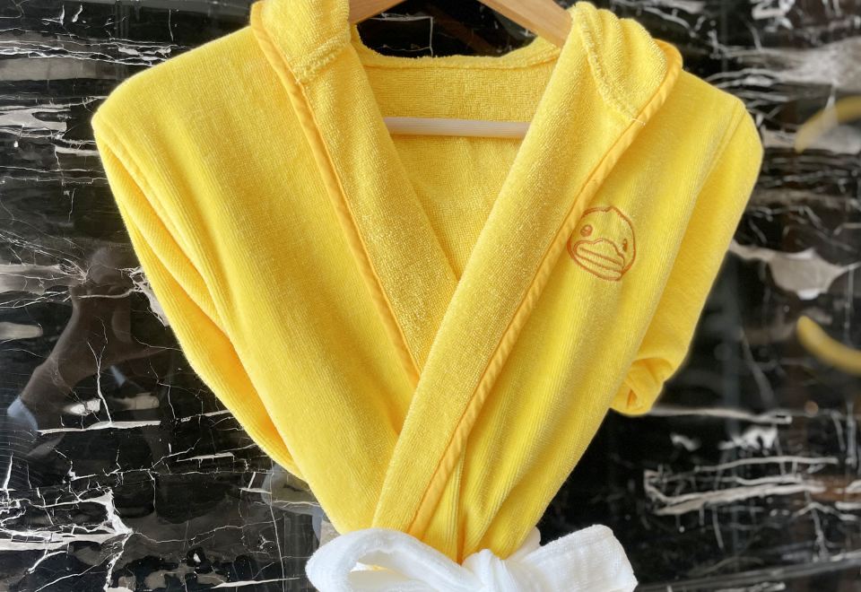 B.Duck小黄鸭&YOYO亲子主题豪华大床房