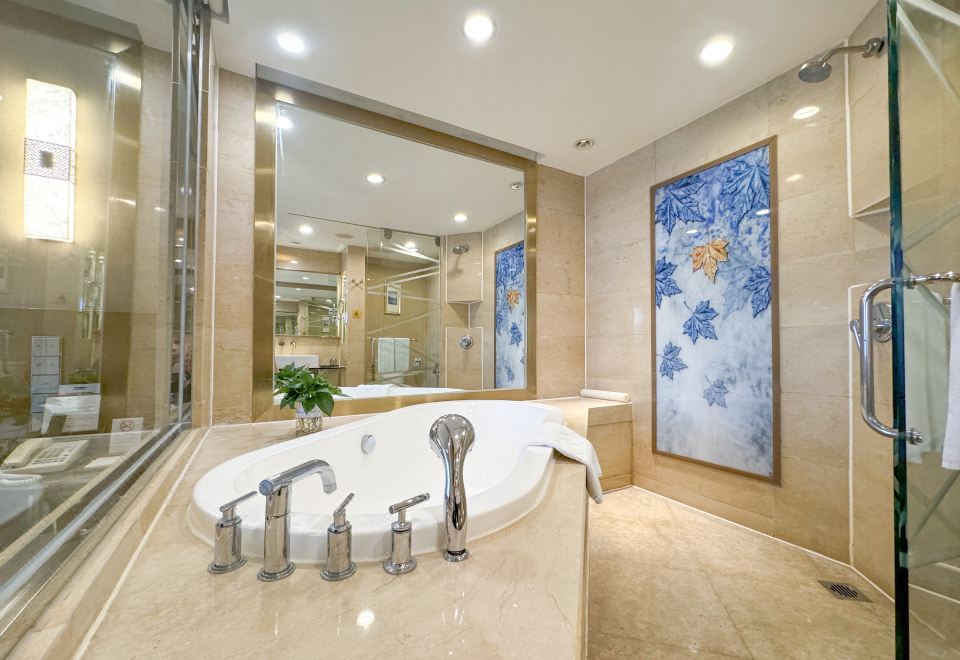 臻享·超大豪華大床間（舒闊空間,德國GROHE花灑）