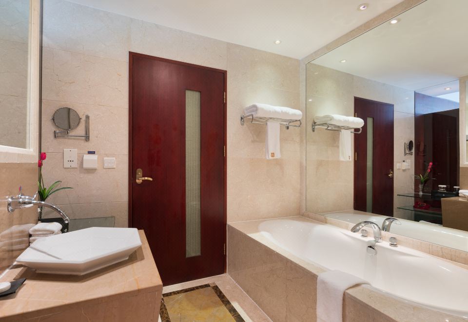 豪华套房【静谧园林】