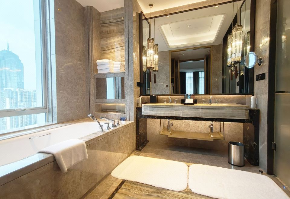 雙臥行政豪華家庭套房