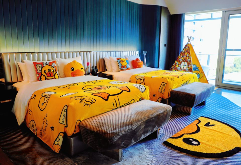 W Hotel XianB.Duck Themed Family Twin Room