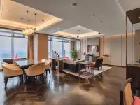 HUALUXE Hotels and Resorts WUHU Hotel a 