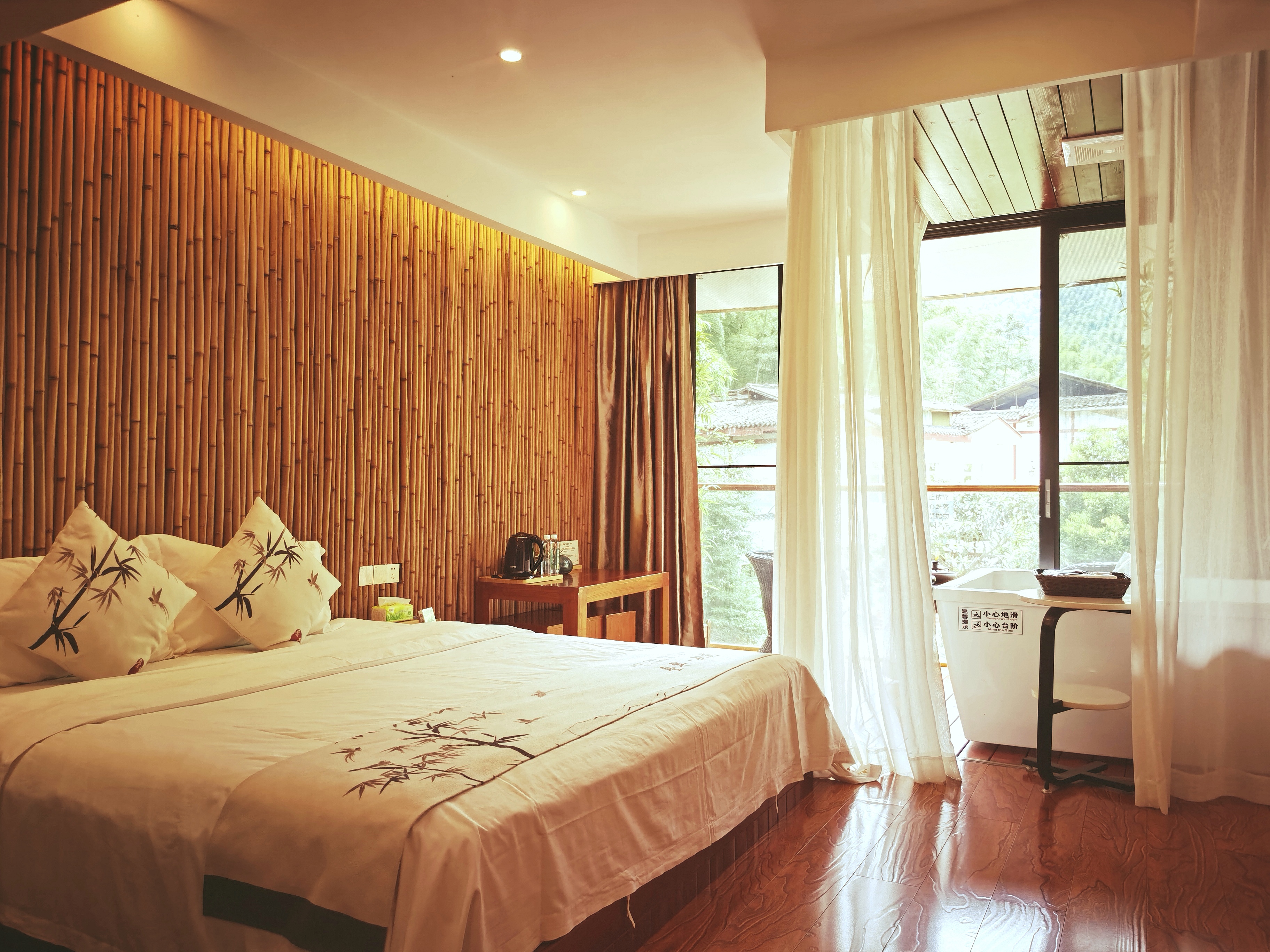竹语日式大床房（浴缸+阳台+高品质床品）