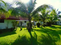 Phaidon Beach Resort
