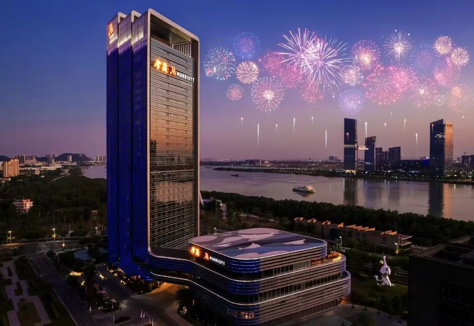 金茂湾一号套房