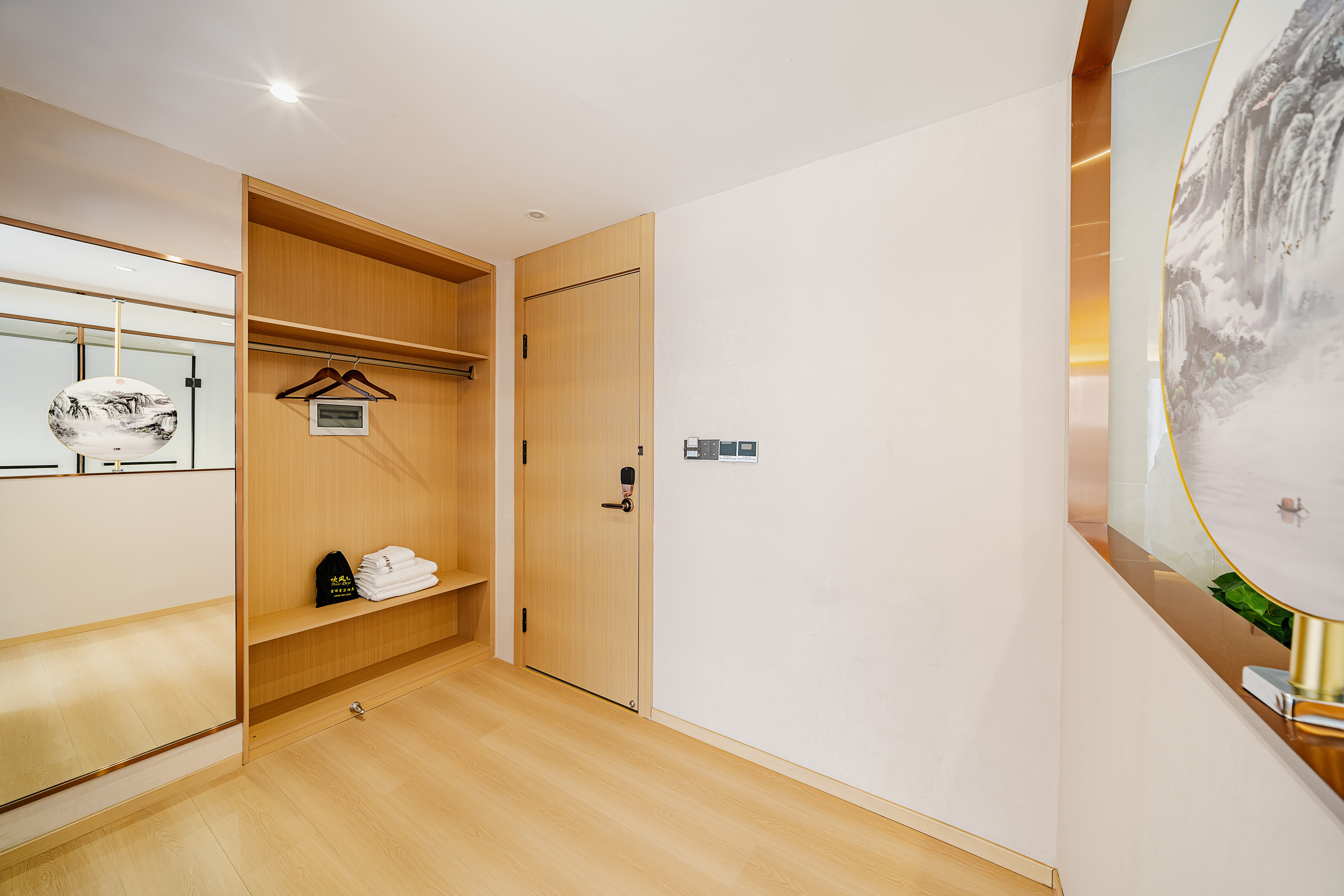 融舍亲子巨幕房（85寸观影巨幕+弥散供氧+加湿器）