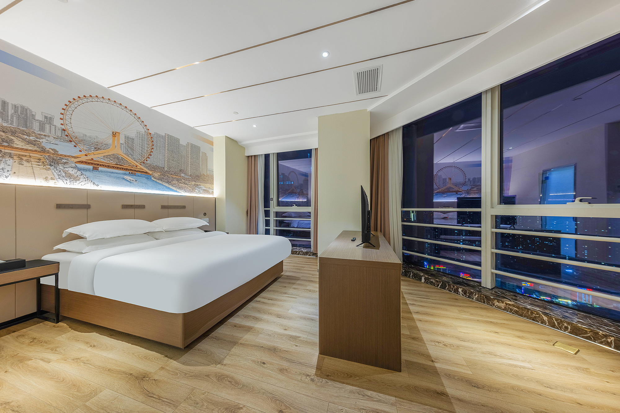 观云·天际270度景观豪华套房[零压床垫+超大空间]