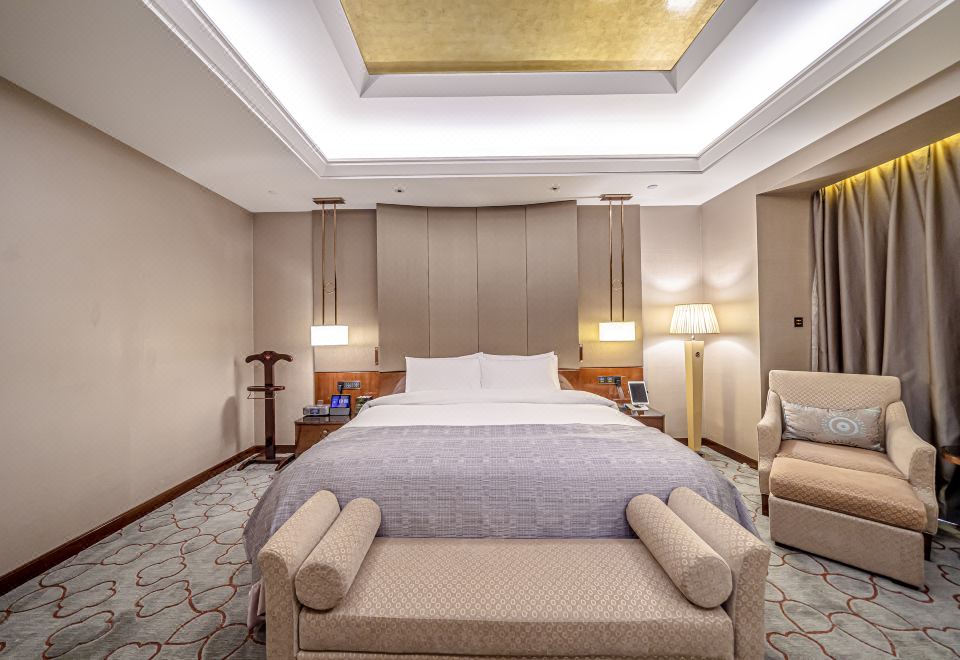 Zhaolin Grand Hotel BeijingBusiness Suite