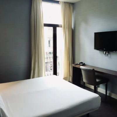 Economy Double Room Hotel Ramblas Internacional Promo Code