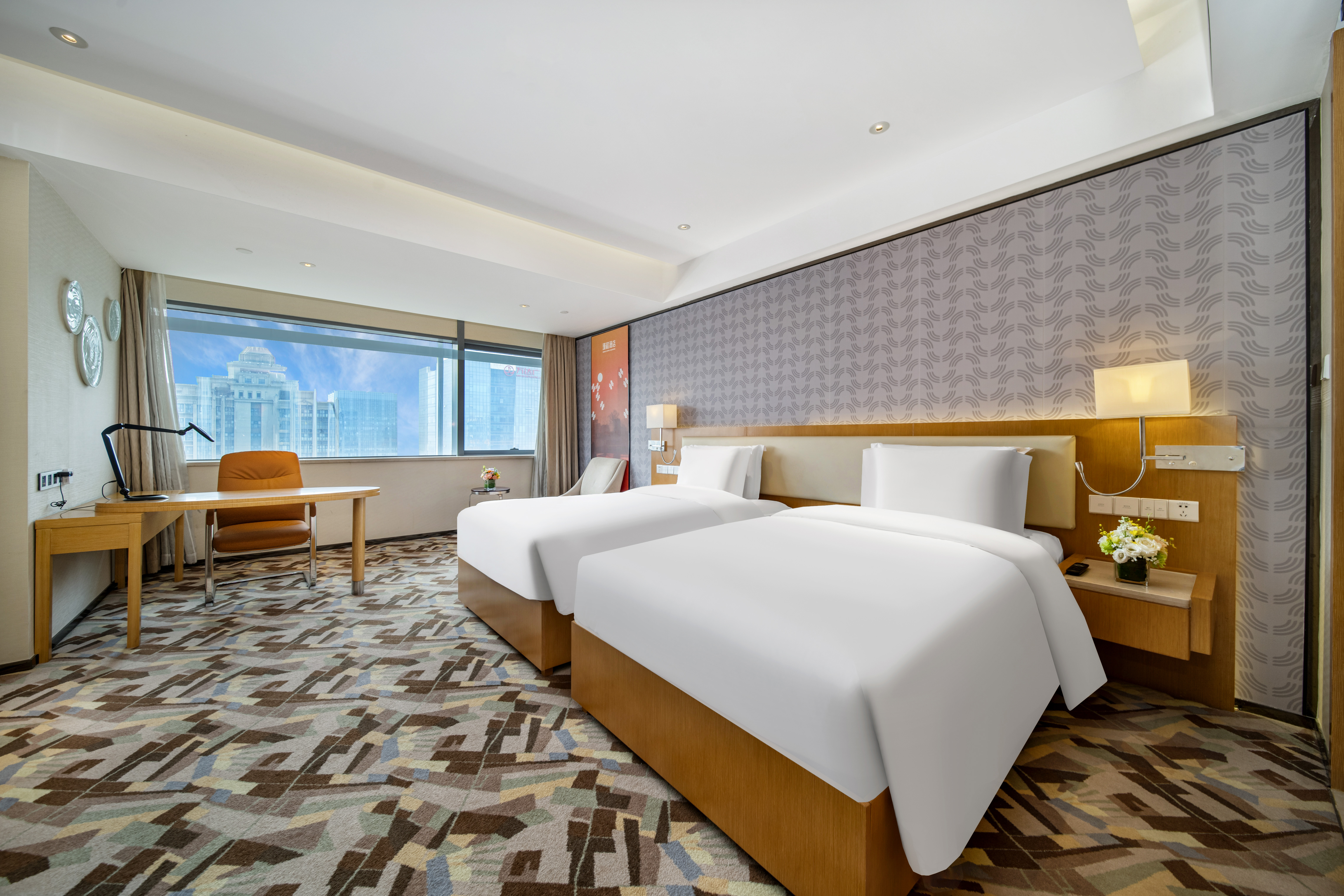 Elegant Premier Cozy Room - With View (2 Beds)