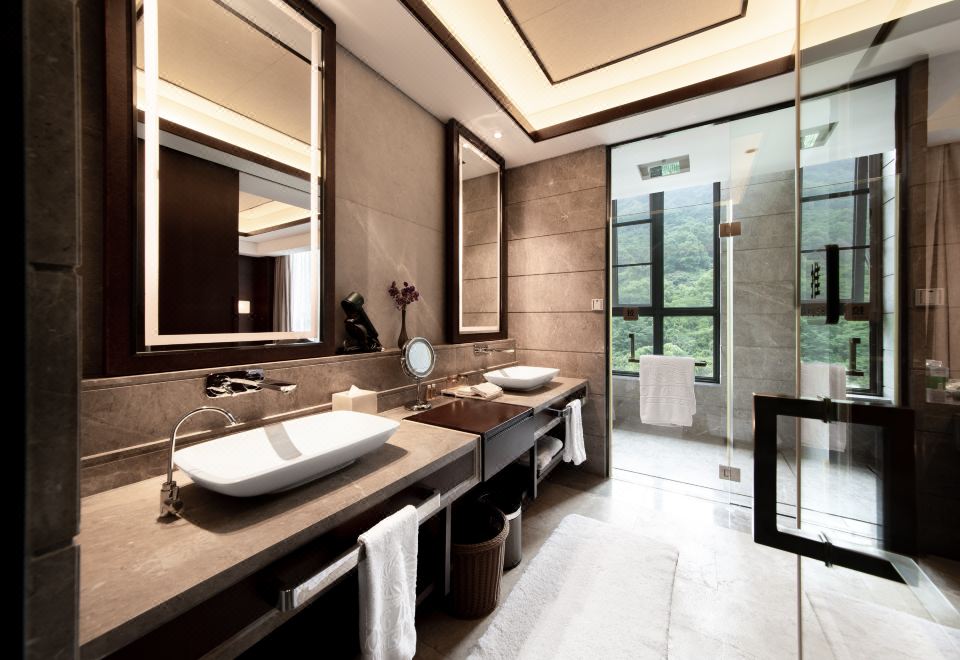Hongzhushan Hotels & Resorts Chanyi ShanjuZen Room (2 Beds) (Area B)