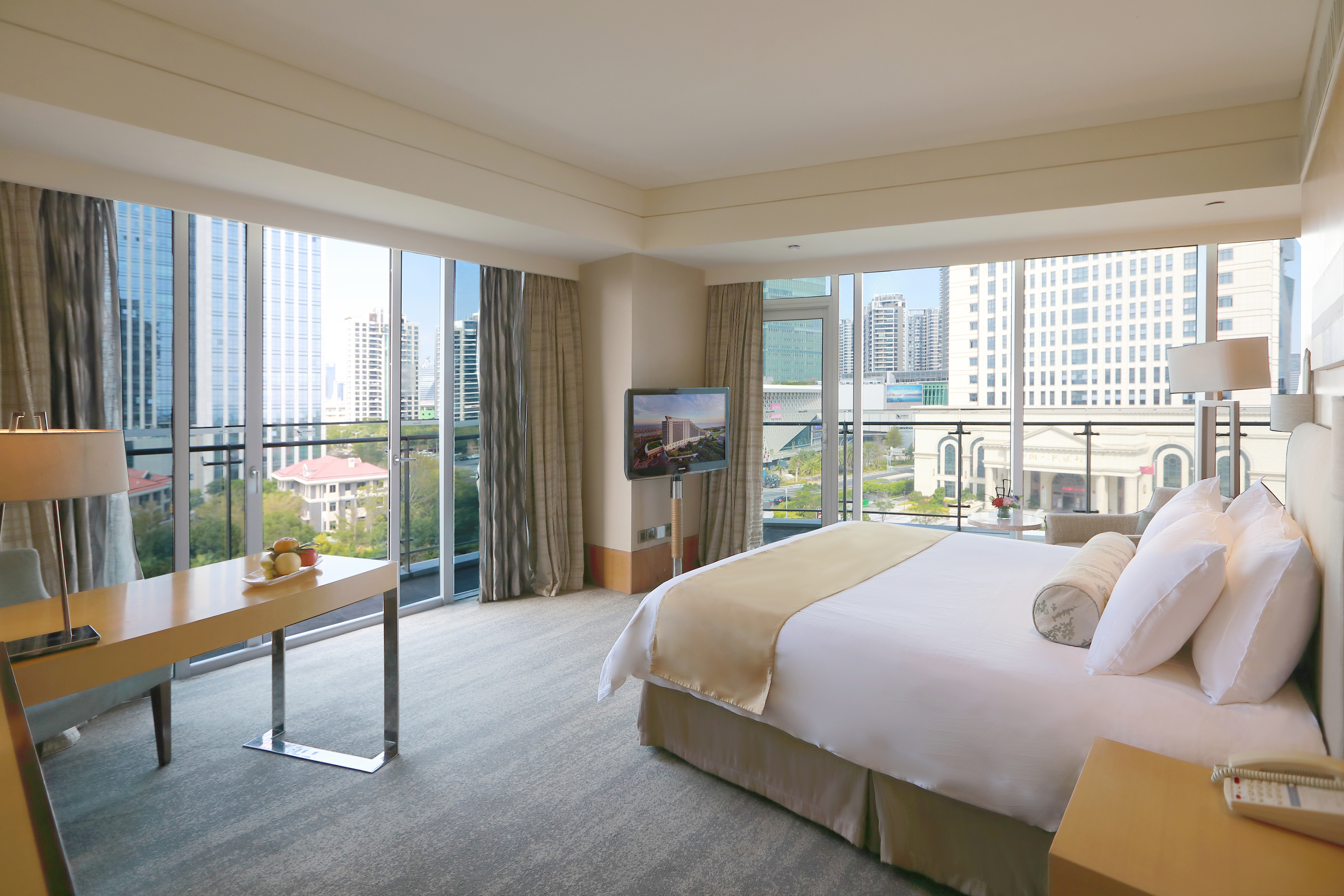 高级CBD景观大床房（阳台）