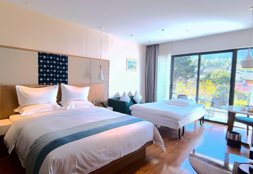 家庭房?一大一小床,舒适鹅绒被,解压浴缸,独立衞浴