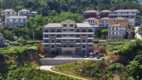 Shangzelin Hotel, Scorpio Island