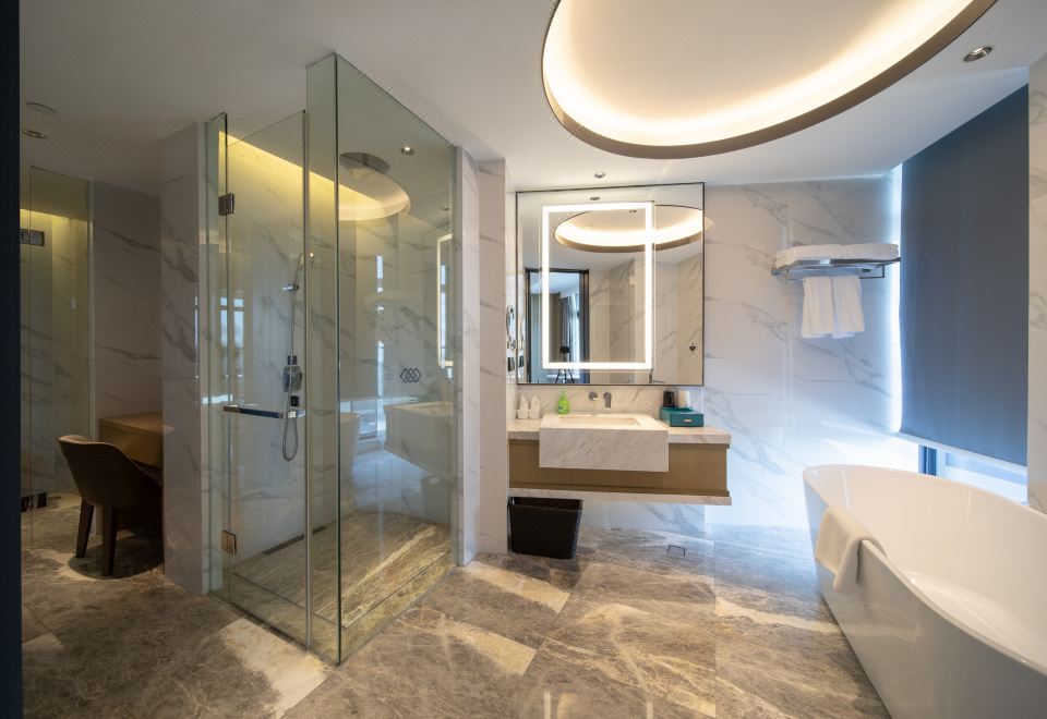 江景商务豪华大床房