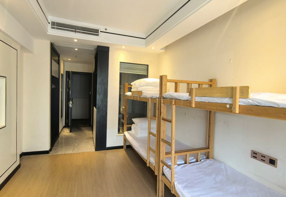 Begonia Garden HotelDormitory - 4-Person Occupancy (Room Rate Calculated Per Person, Females Only)