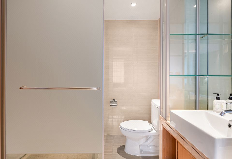 精致大床房（國貨洗護+大飄窗+記憶棉床墊）