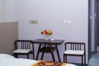 Yumen Boyue Hotel