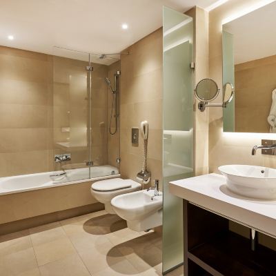 Superior Room With Extra Bed (2 Adults + 1 Child) NH Sants Barcelona Promo Code