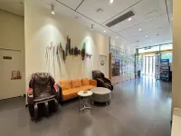 Yaxin E-Sports Hotel (Lüliang Xiaoyi Wanda Plaza City Hall)