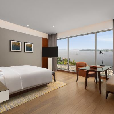 1 King Bed Backwater View Grand Hyatt Kochi Bolgatty Promo Code