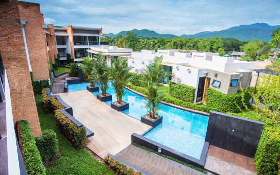 โรงแรมบีทู แม่ฮ่องสอน พรีเมียร์ รีสอร์ท
