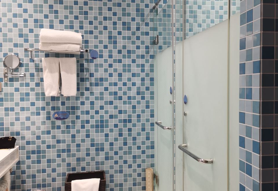 內景神秘百慕大復式親子房