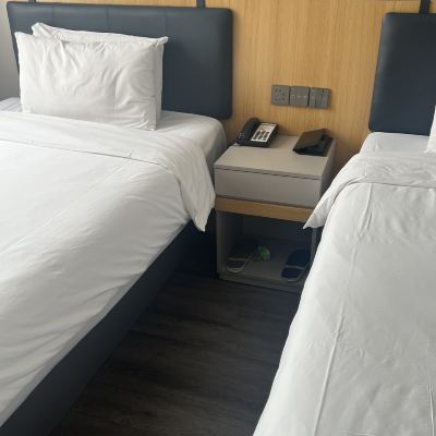 高級雙床房 派柏·雲飯店（東海步行街高鐵站店）優惠