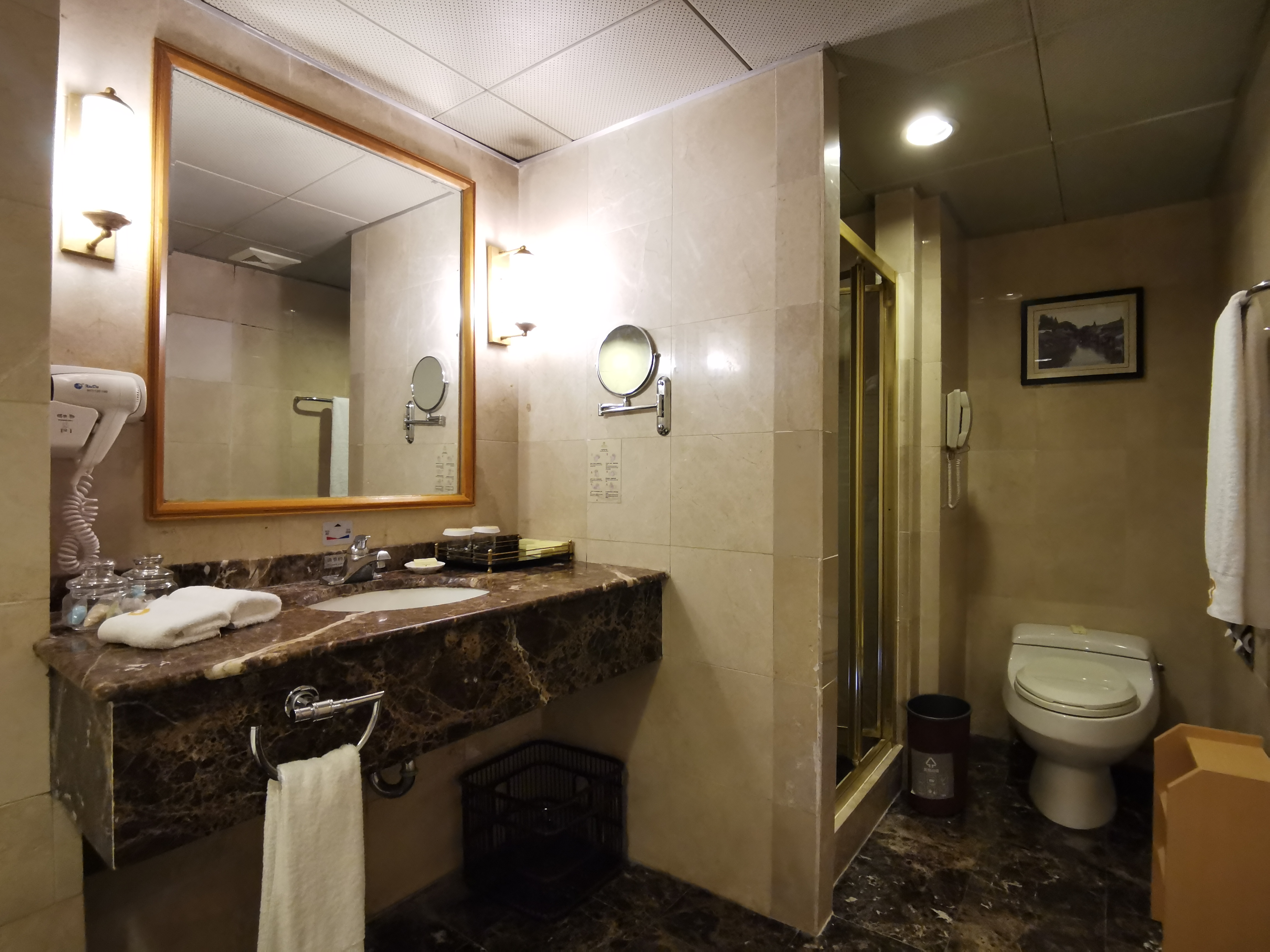 行政市景双床房