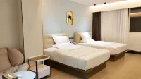 Golden Sheraton Hotel