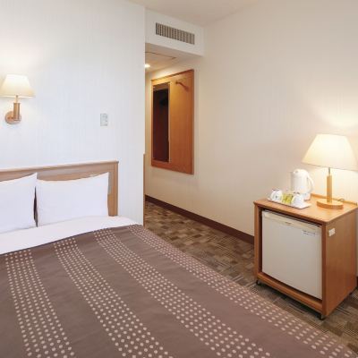 吸菸標準雙人房 沖繩Roco旅館優惠