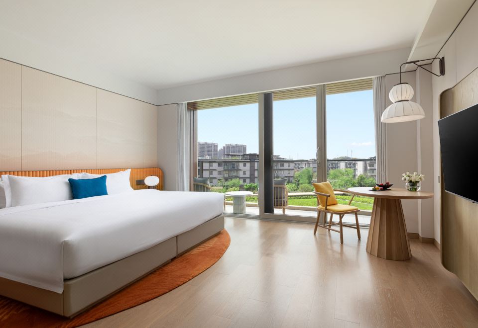 Club Med Urban Oasis Xianlin Nanjing ResortSuperior Room - King Bed, Balcony