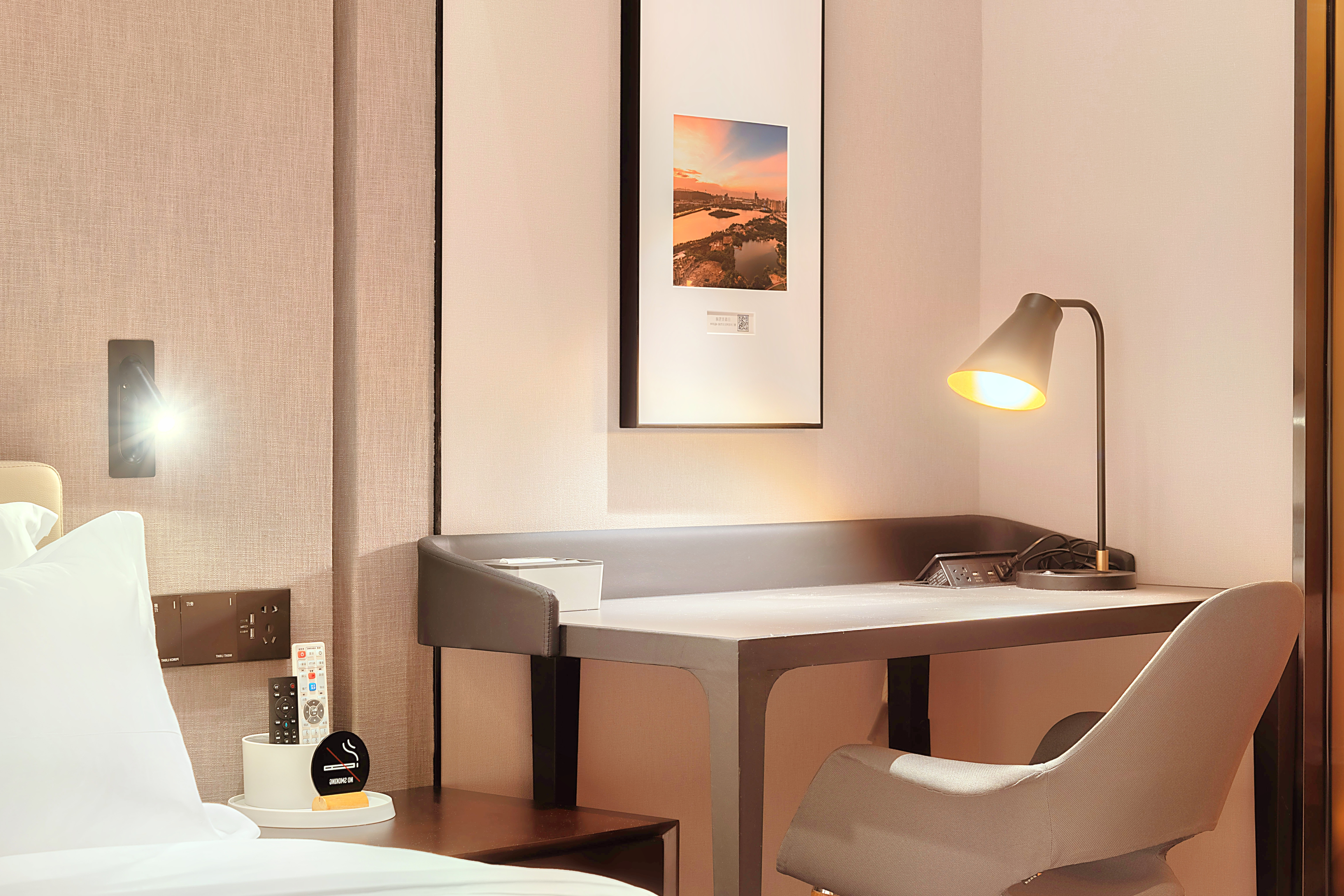 雅致复式双床家庭套房