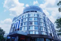 Huada Hotel