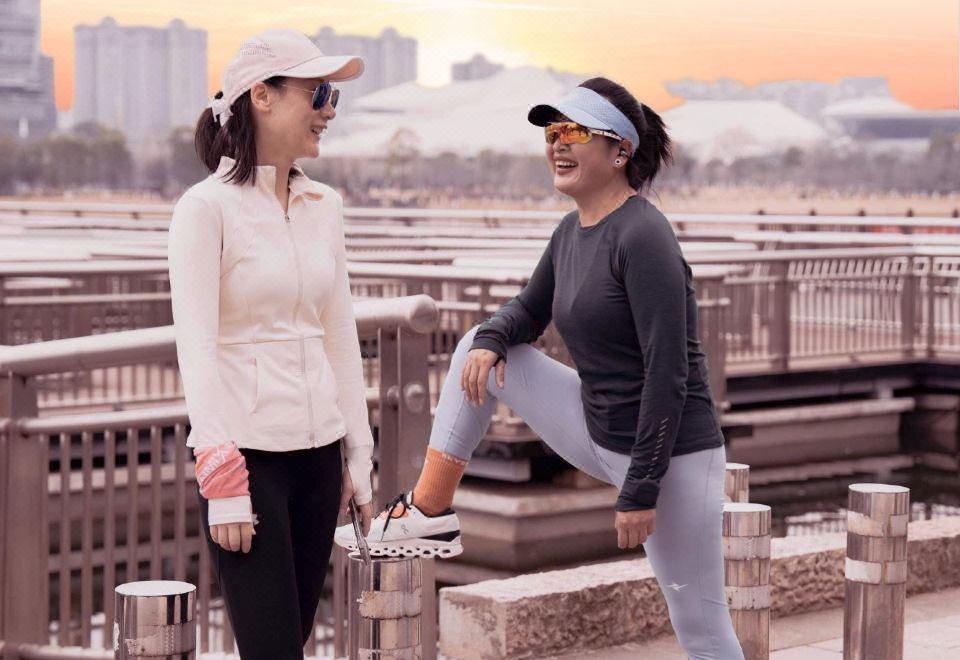 The Meixi Lake, Changsha Marriott Executive ApartmentsWalk By Meixi One-Bedroom Suite Twin Beds