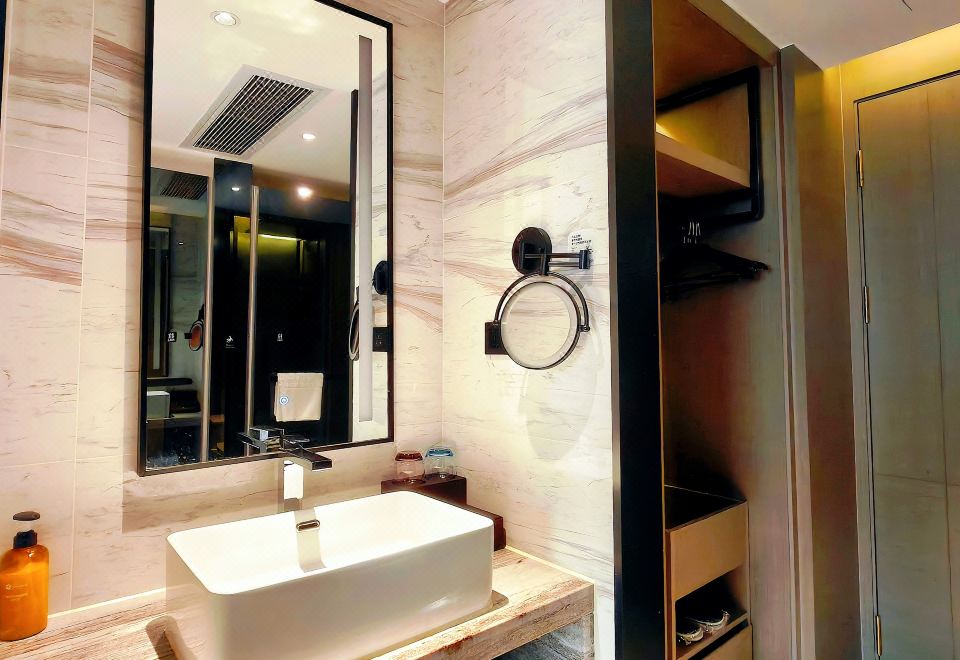 標準雙床房（金可兒床墊+冰箱）