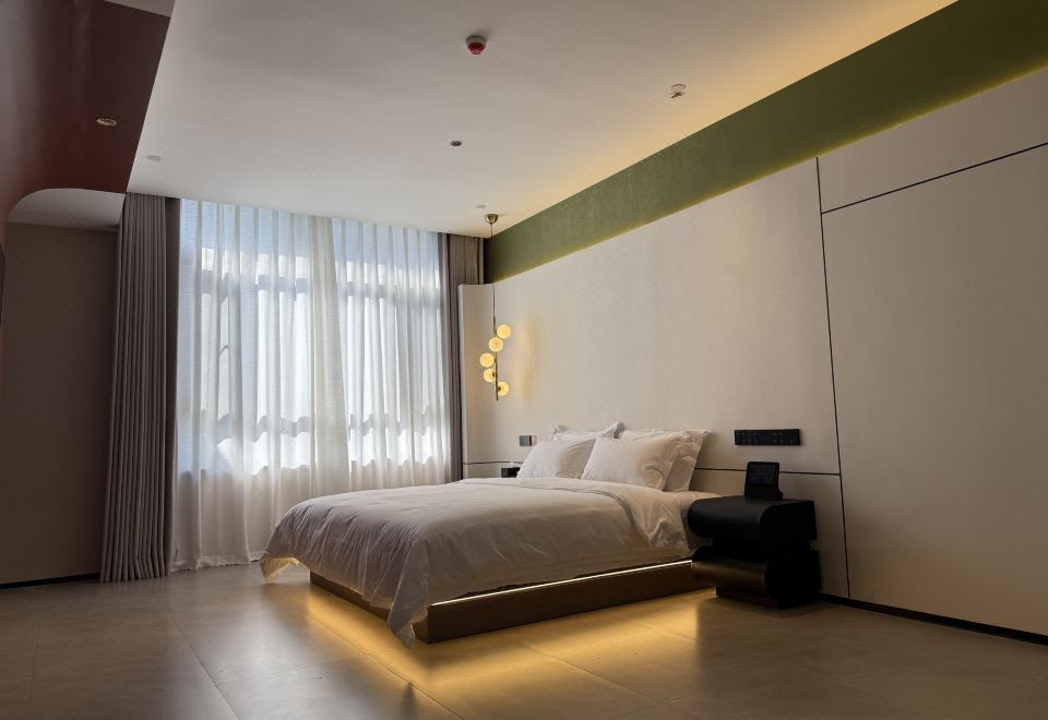 12+huayuan hotel Memory Smart Room (Double Bed)