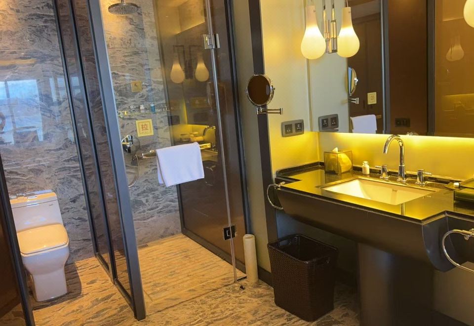 豪華海景大床房【溫泉+零壓床墊+浴缸】