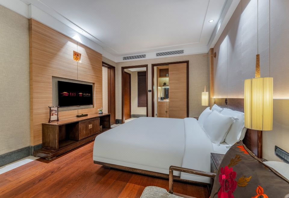 尊享大床亲子房（室内私汤）