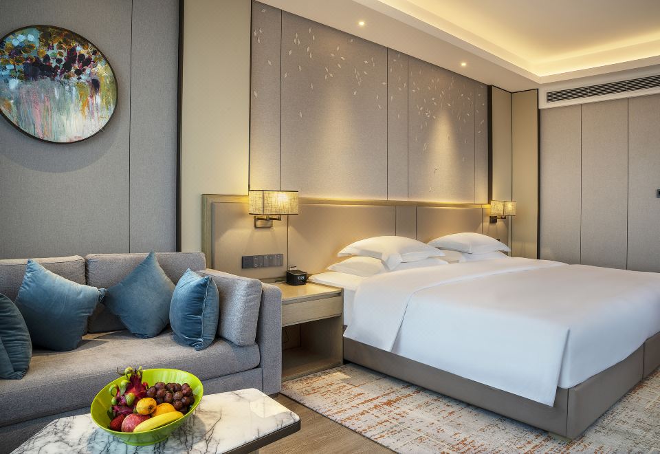 星城湖景大床房