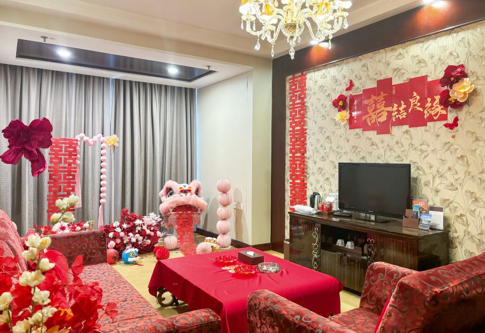 囍·爱主题套房（主题布置+智能马桶+记忆枕）