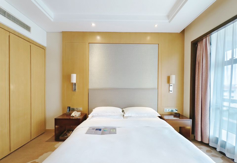 栖园楼精致大床房（园景）