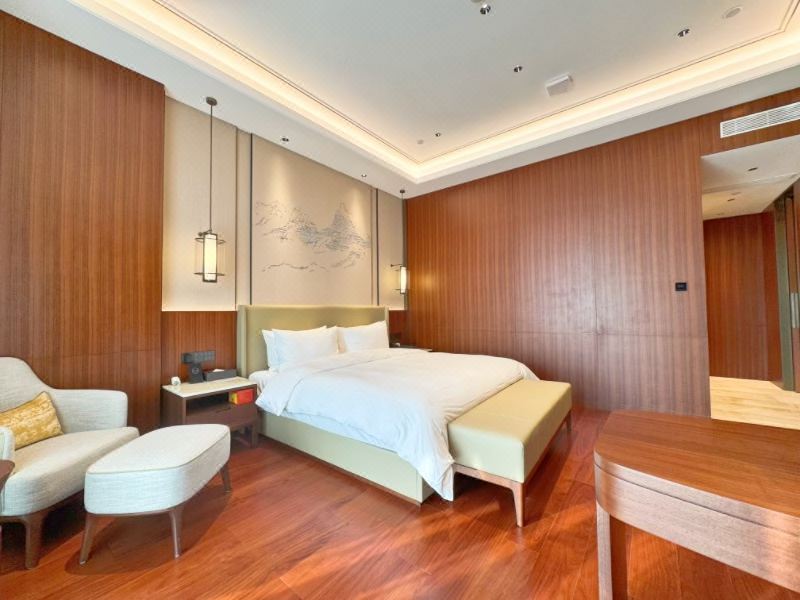 家庭套房C（二居室大空間+超大露台+全屋新風）