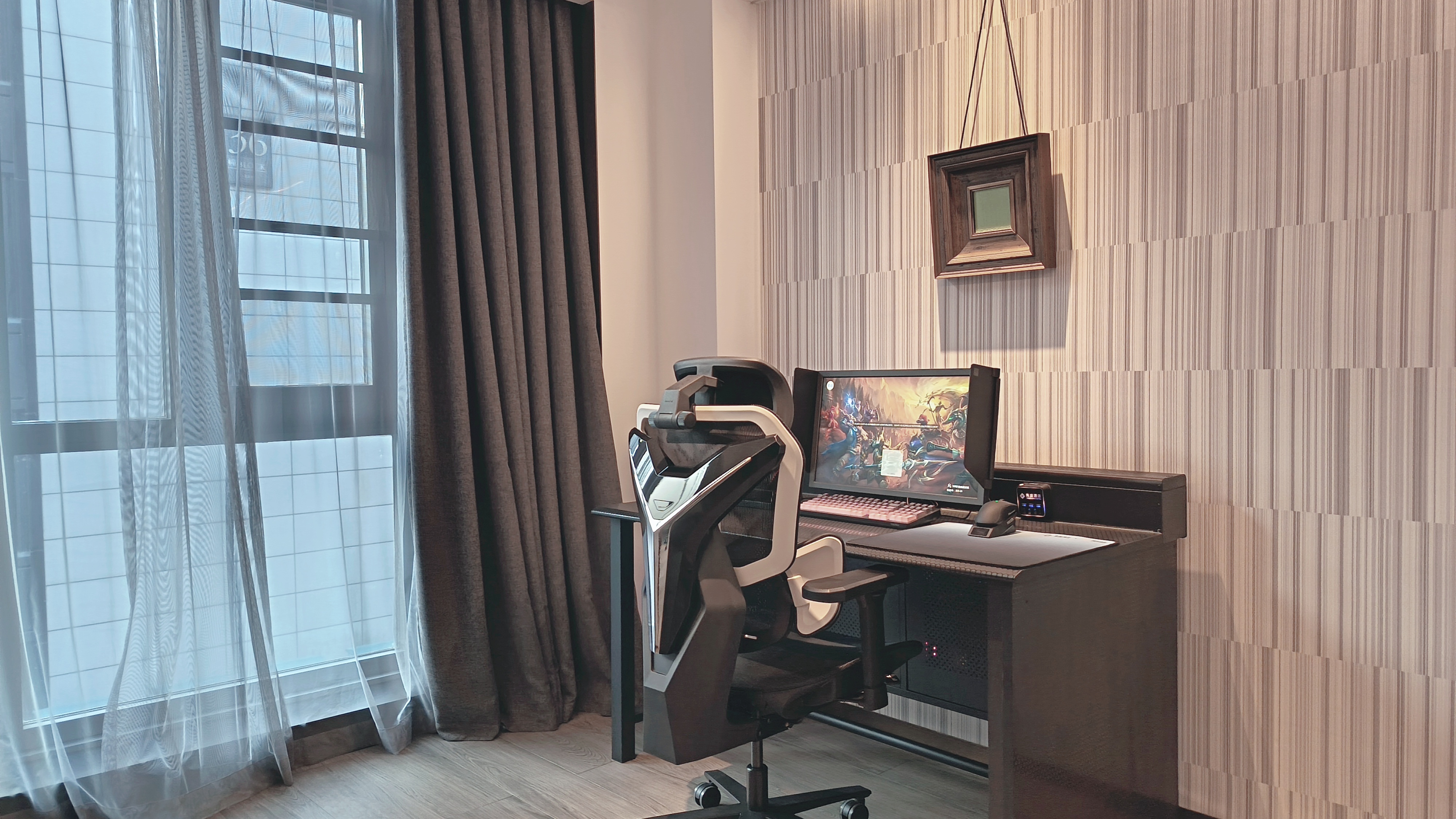 电竞大床房（9600X+5060+2K320）