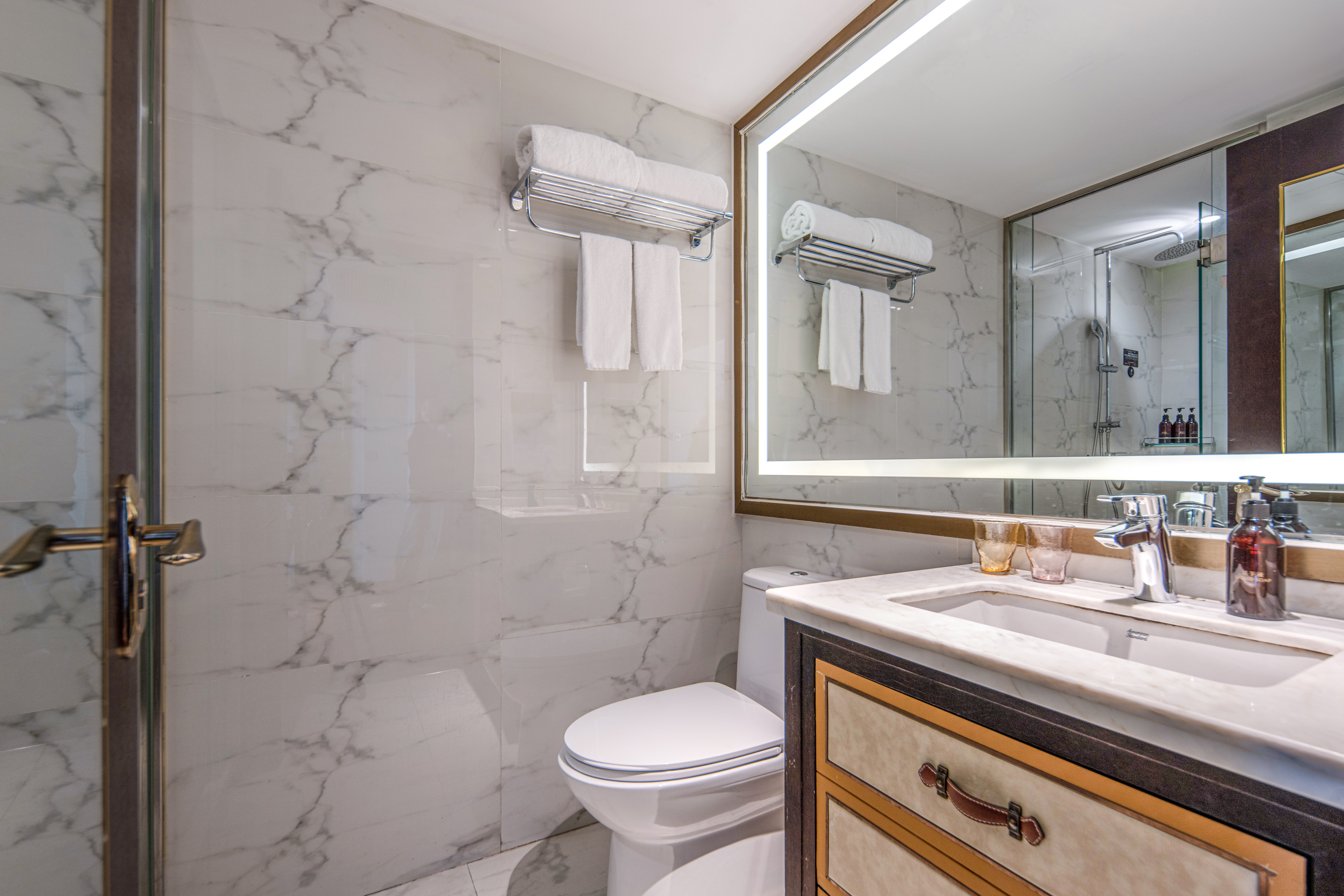 丽致城景大床房