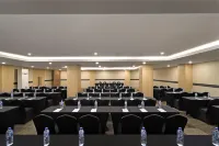 MAXONE Batam